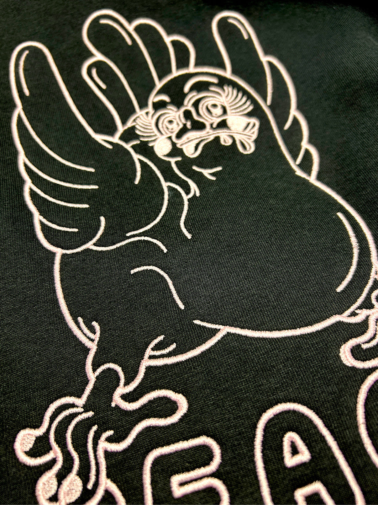 PEACE SWEATER BLACK