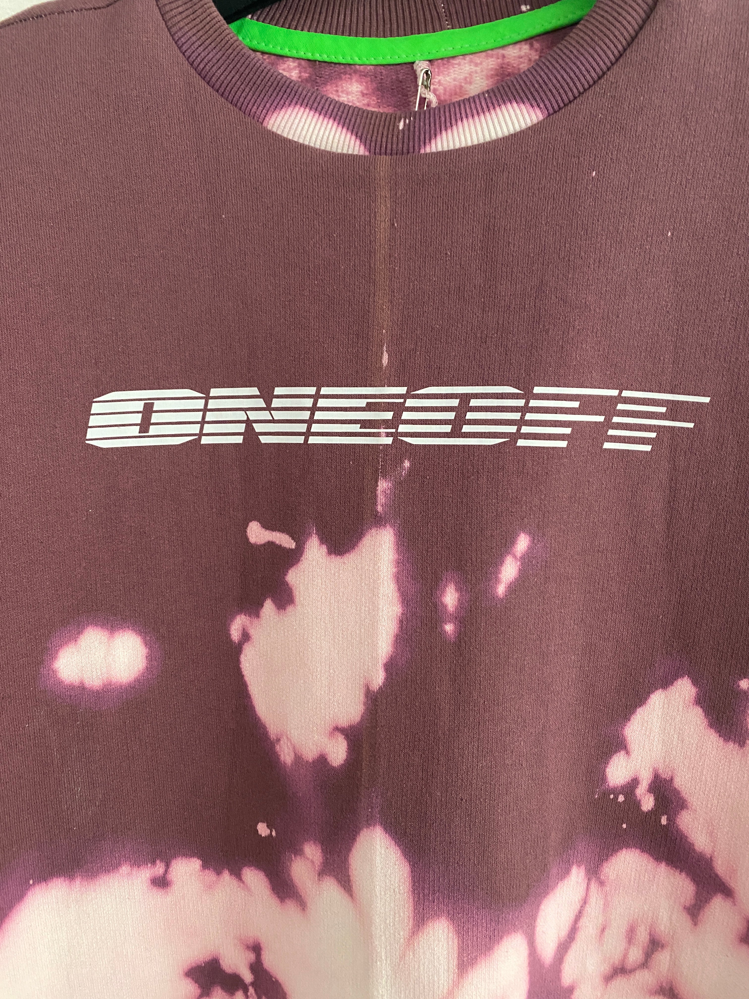 ONEOFF BATIK TEE BERRY