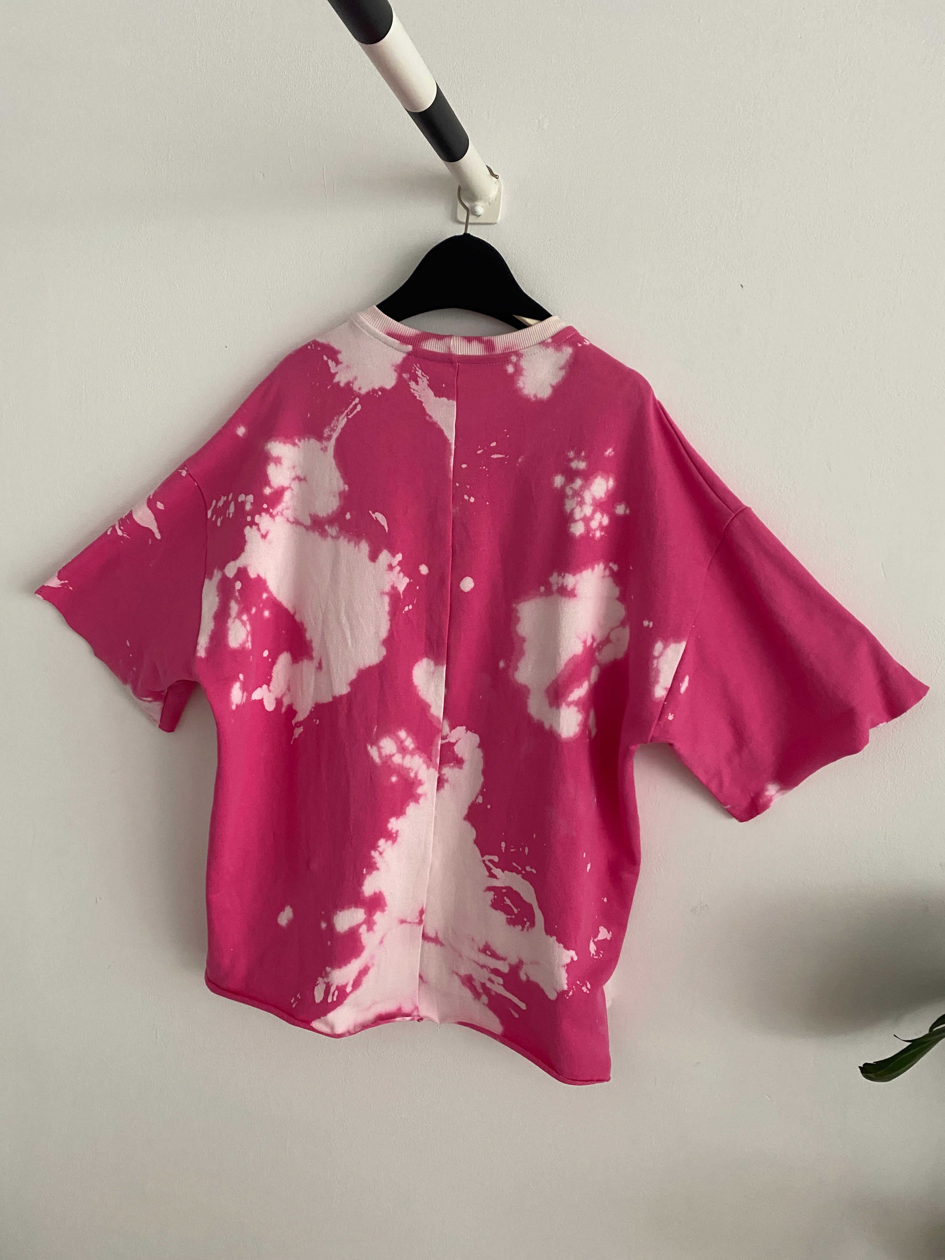 ONEOFF BATIK TEE PINK